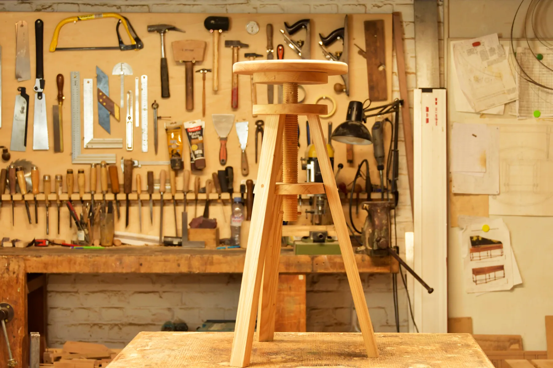 Fabriquez votre tabouret à vis réglable avec Quentin - Image n°2 - Wecandoo