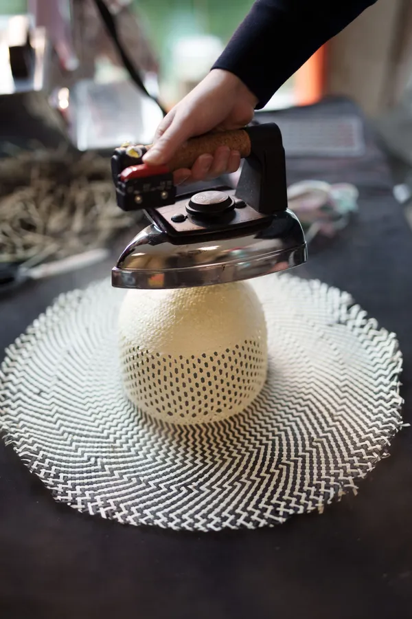 Créez votre chapeau de paille avec Maud - Image n°4 - Wecandoo