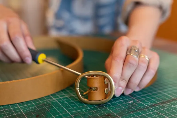 Fabriquez votre ceinture en cuir avec Augustin - Image n°2 - Wecandoo