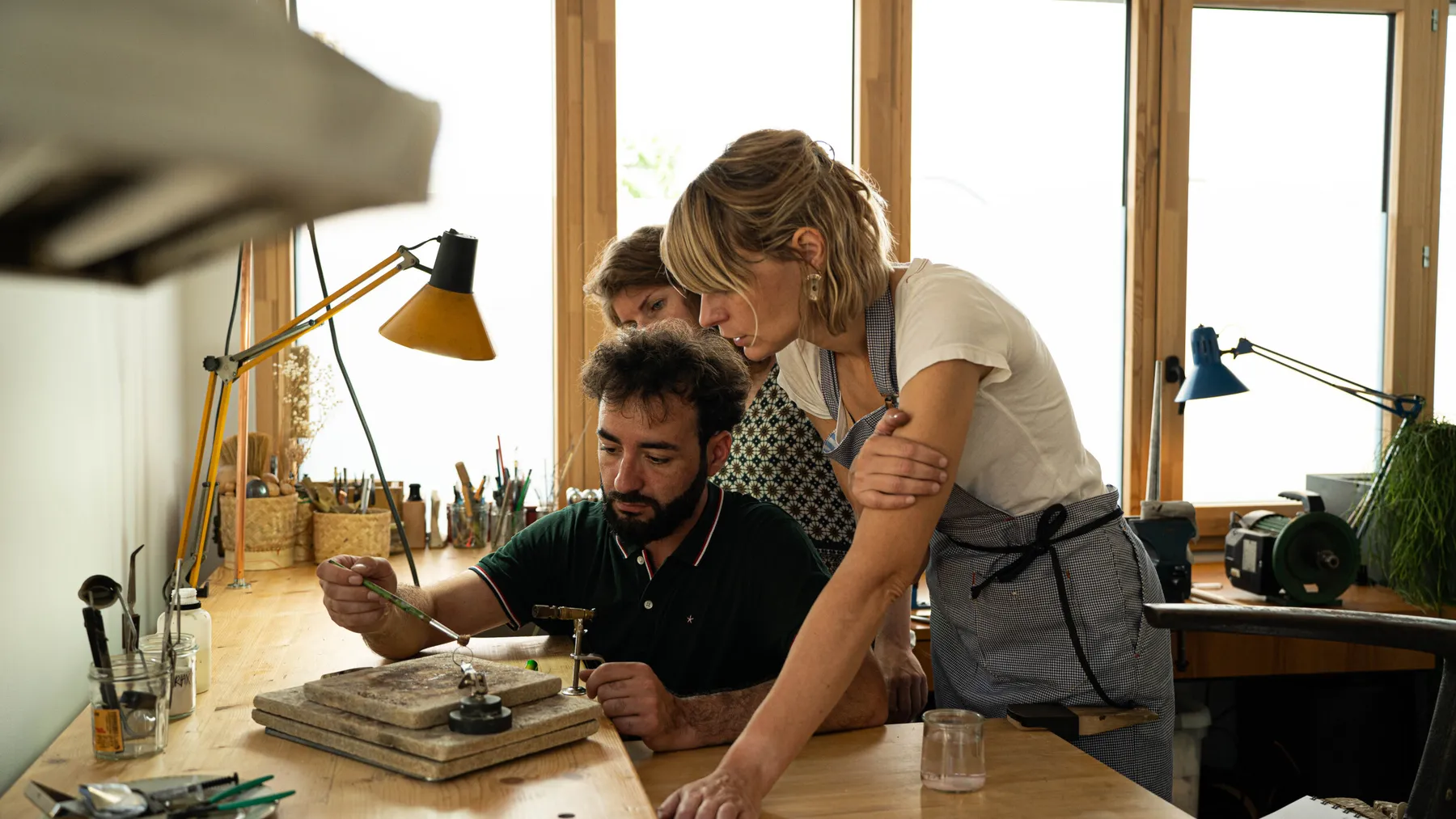 Réalisez votre bijou en fonte artisanale avec Marine - Image n°1 - Wecandoo