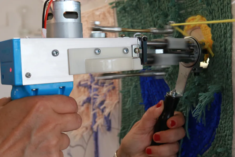 Tuftez votre tapis sur une journée avec July - Image n°1 - Wecandoo