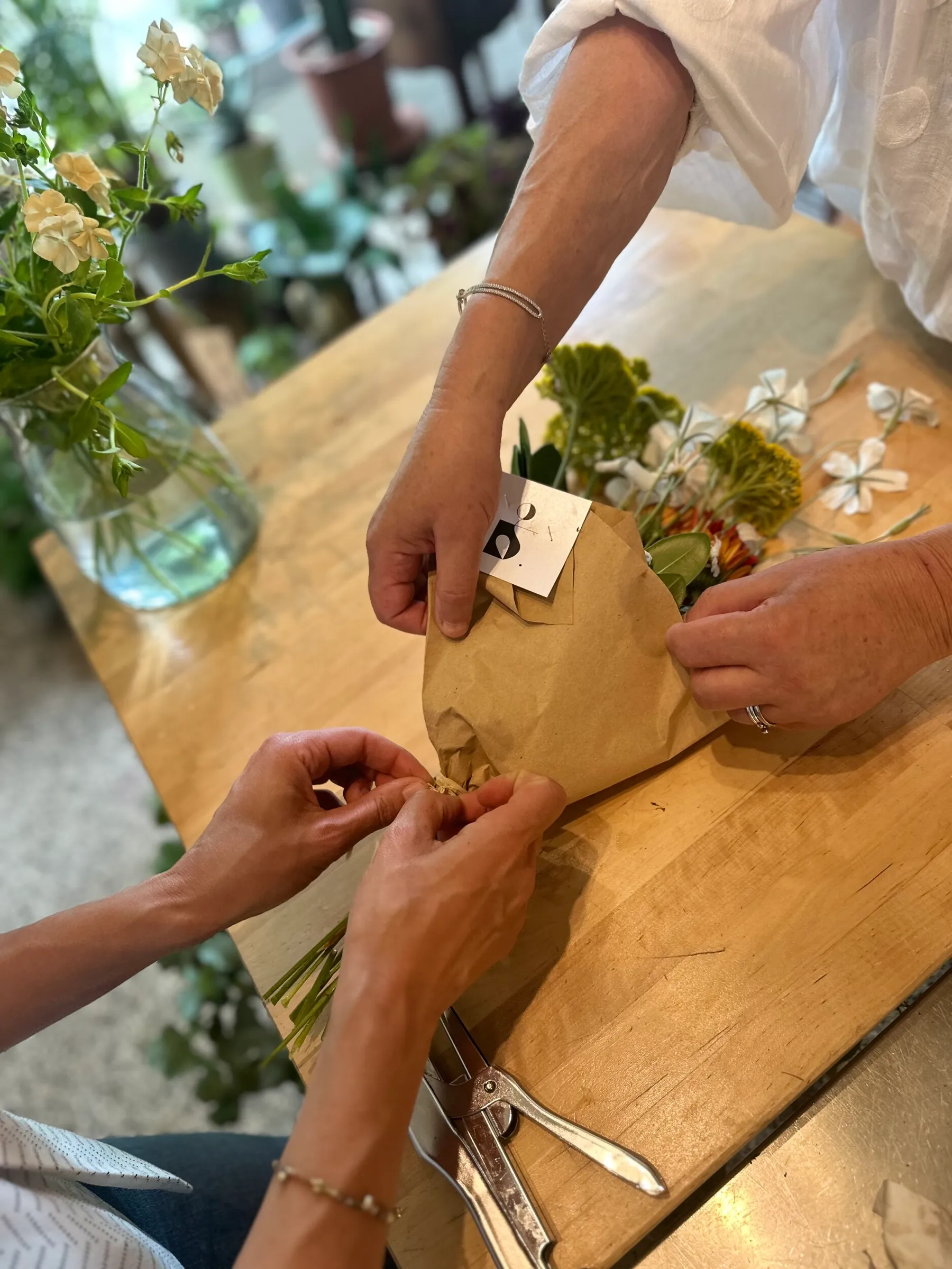 Composez votre bouquet de fleurs fraîches ou séchées avec Stéphanie - Afbeelding nr. 3 - Wecandoo
