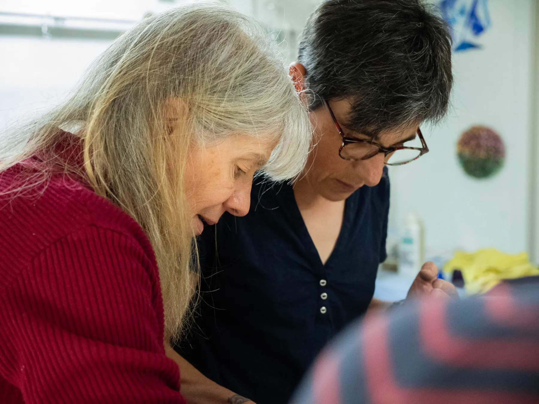 Initiez-vous à la technique du vitrail avec Catherine - Image n°2 - Wecandoo