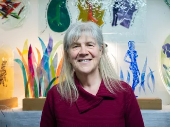 Catherine: Vitrailliste in Saône-et-Loire (71)