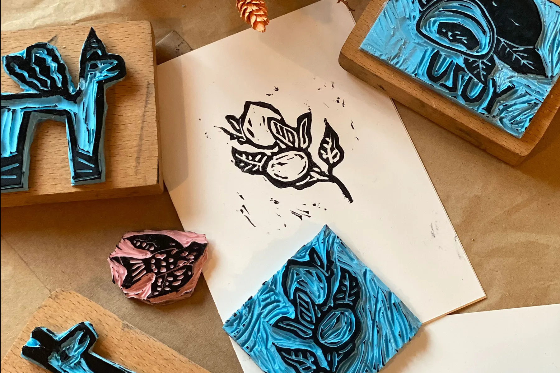 Gravez votre tampon en duo votre enfant, accompagnés par Tania - Image n°4 - Wecandoo