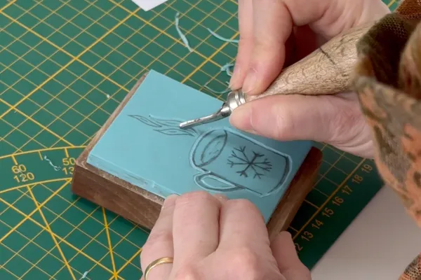 Gravez votre tampon en duo votre enfant, accompagnés par Tania - Image n°3 - Wecandoo