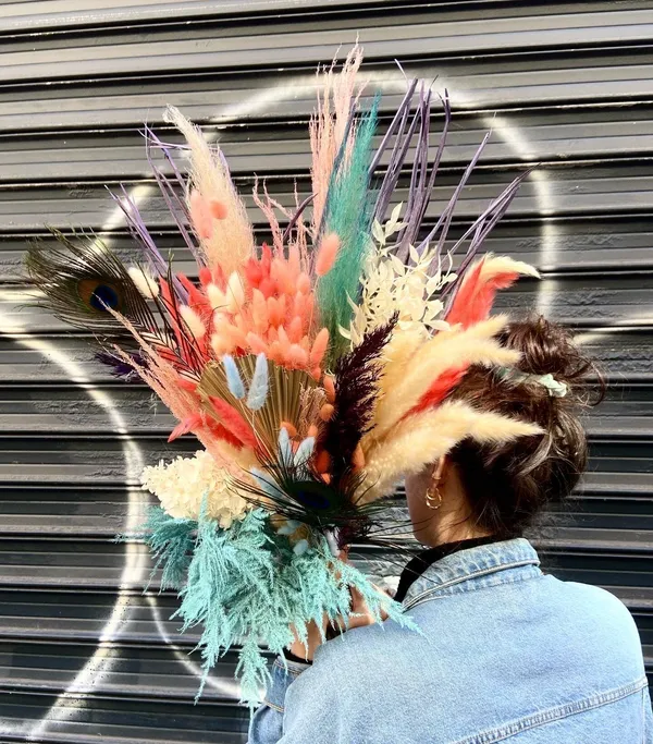 Réalisez votre bouquet de fleurs avec Maud et Camille - Image n°2 - Wecandoo