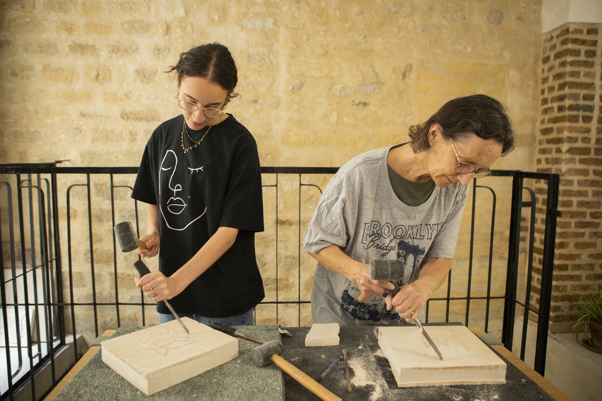 Initiez-vous à la taille de pierre en famille à Paris