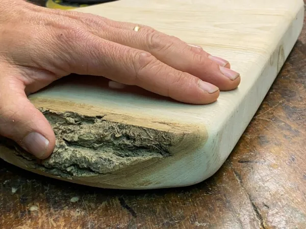 Fabriquez votre lampe en bois unique avec Stéphane - Image n°2 - Wecandoo