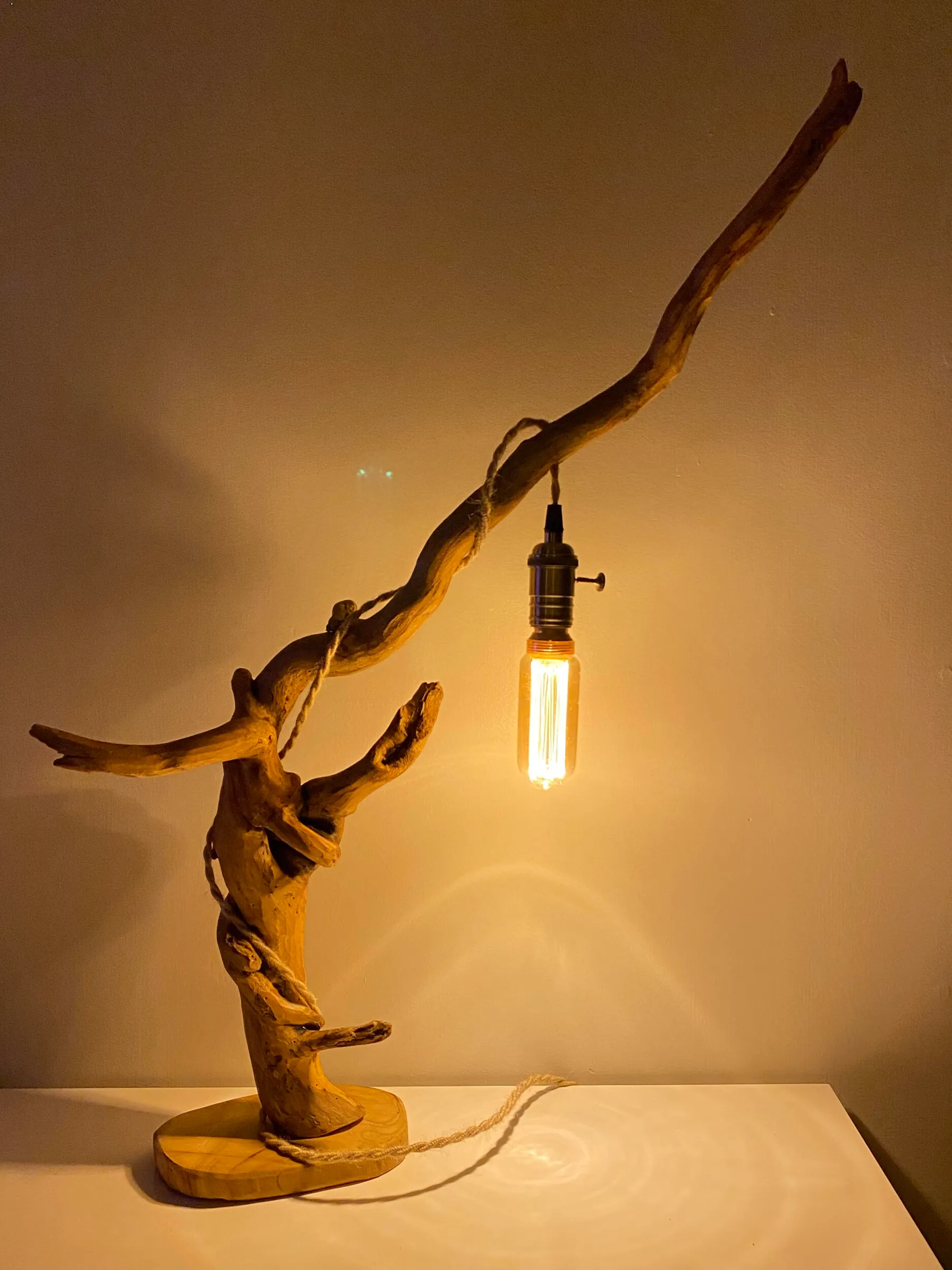 Fabriquez votre lampe en bois unique avec Stéphane - Image n°5 - Wecandoo