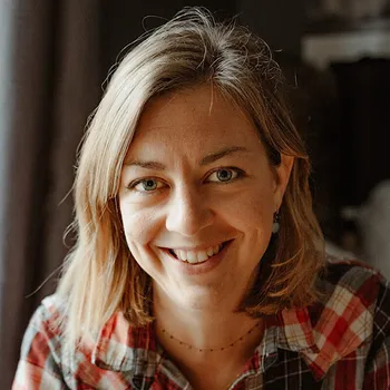 Aline: Artisan Styliste in Templeuve