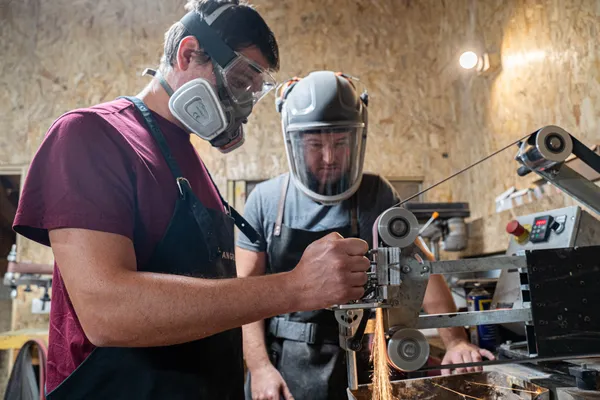 Fabriquez votre couteau en acier forgé avec Benjamin - Afbeelding nr. 2 - Wecandoo