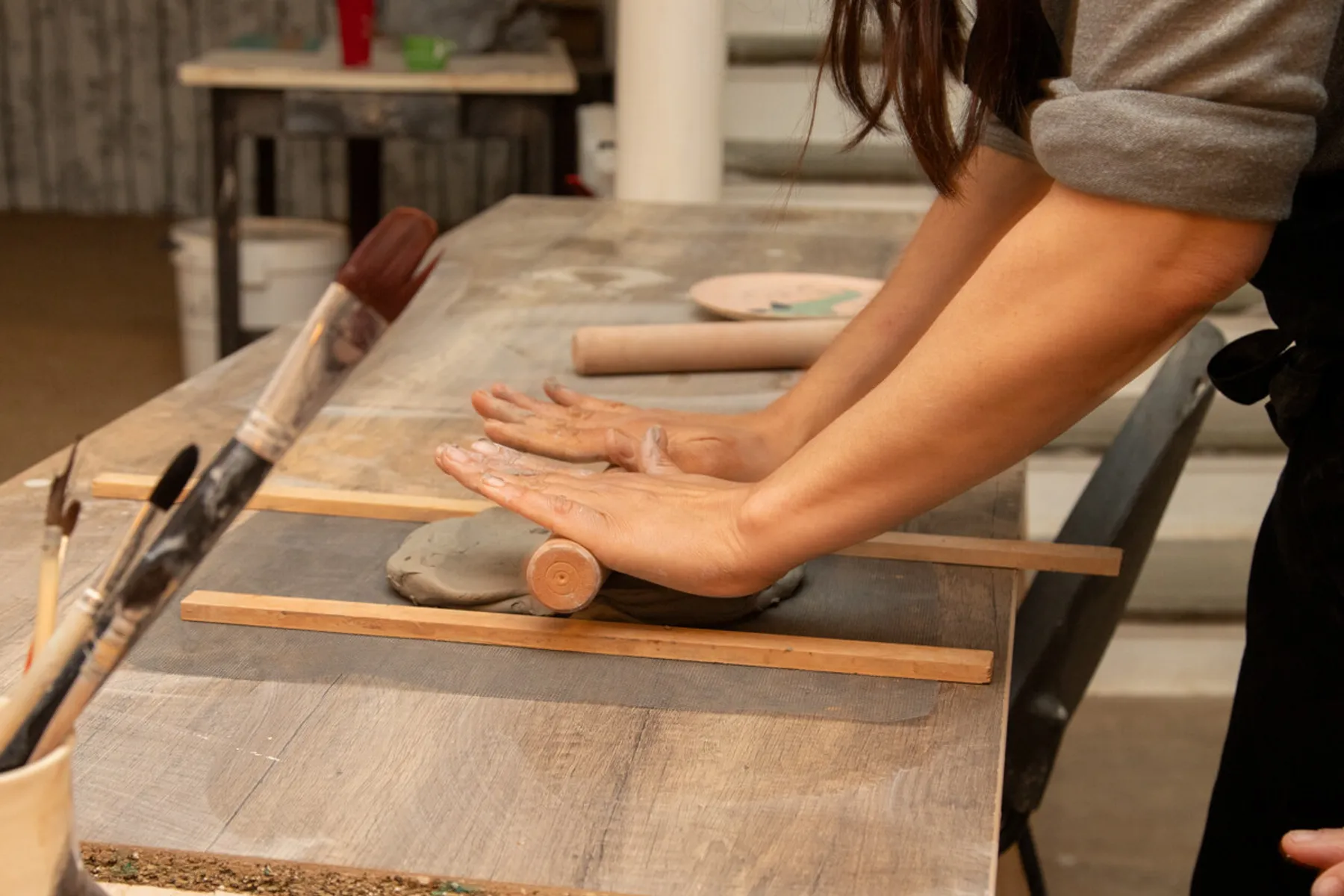 Initiez-vous au modelage et aux techniques de décor sur céramique avec Laura - 2J - Image n°2 - Wecandoo