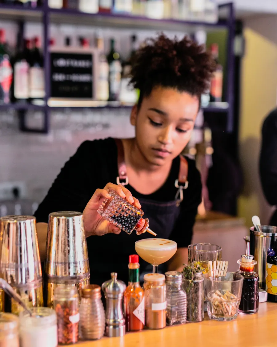 Réunissez votre équipe et apprenez à shaker vos cocktails - Image n°1 - Wecandoo