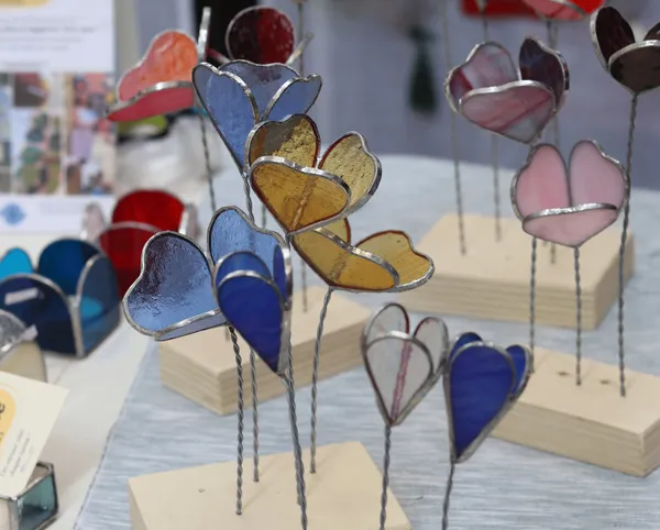 Fabriquez votre bouquet de fleurs de verre avec Marie - Afbeelding nr. 2 - Wecandoo