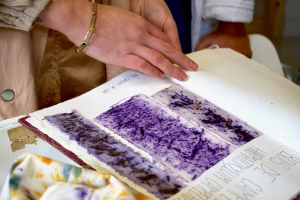 Initiez-vous à l'impression végétale avec Marie - Afbeelding nr. 2 - Wecandoo