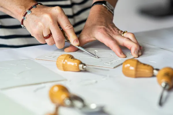 Initiez-vous à la linogravure avec Pascale - Image n°3 - Wecandoo