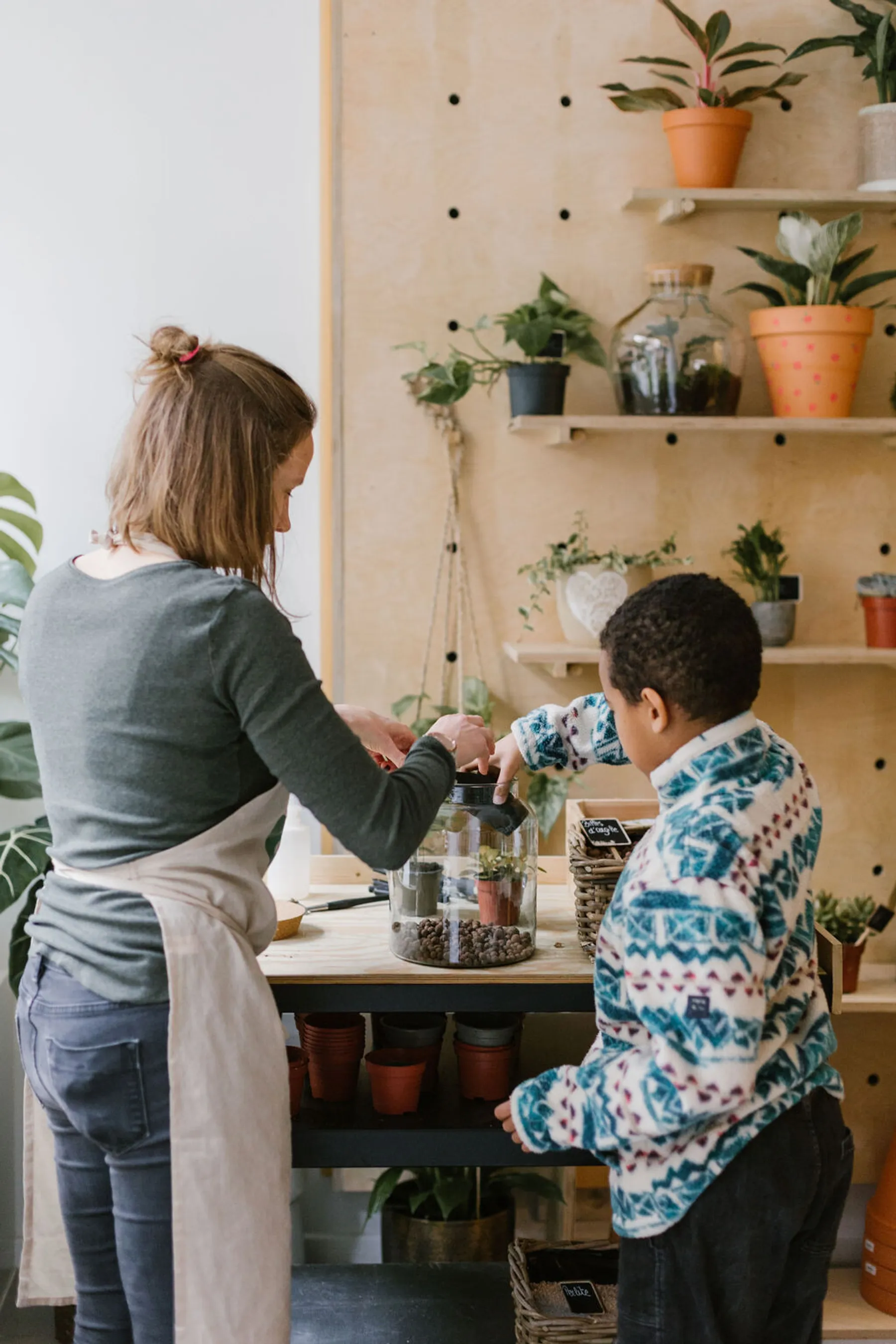 Créez votre terrarium en duo avec votre enfant accompagnés par Roxane - Image n°1 - Wecandoo
