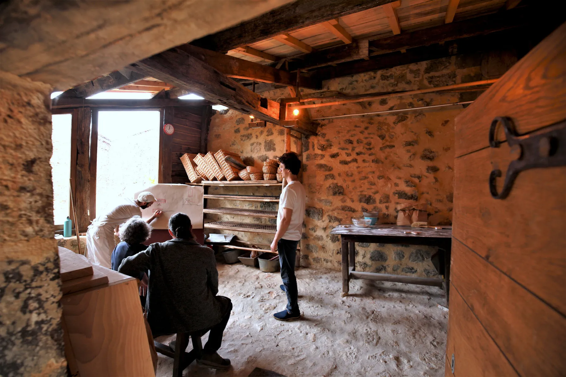 Fabriquez votre pain paysan au levain en immersion avec Mickael - Image n°5 - Wecandoo