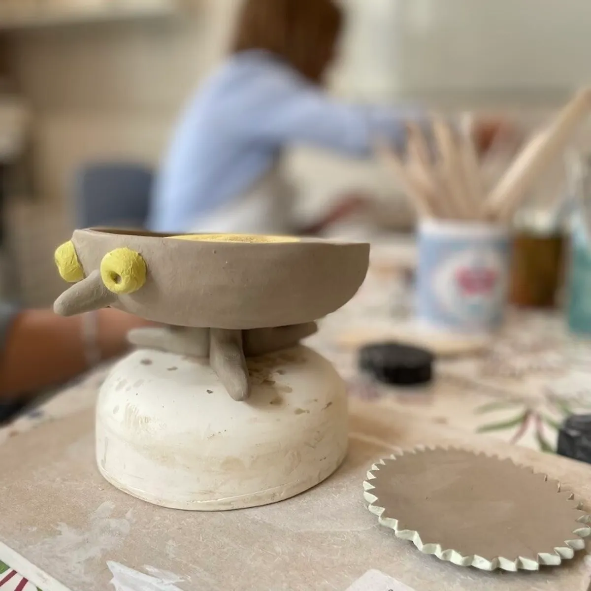 Découvrez le modelage avec votre enfant