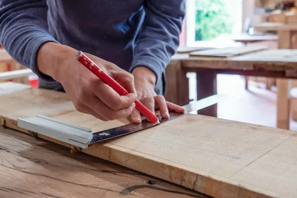 Réalisez votre soliflore en bois massif avec Carole - Afbeelding nr. 4 - Wecandoo