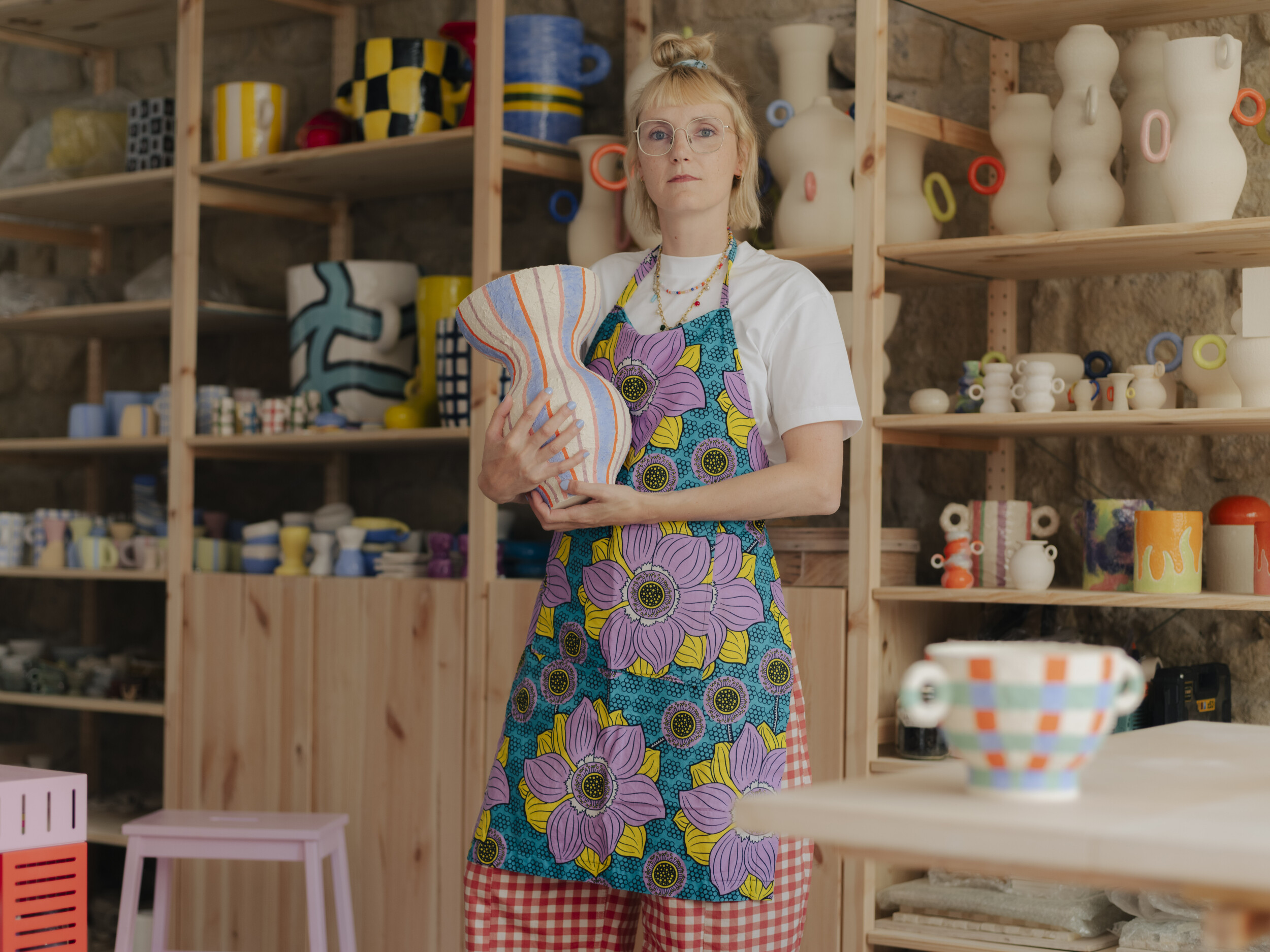 Modelez votre grand vase en céramique