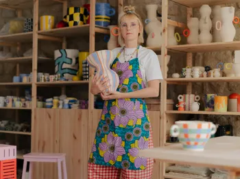 Modelez votre grand vase en céramique