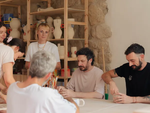 Modelez et décorez votre mug en céramique - Image n°3 - Wecandoo