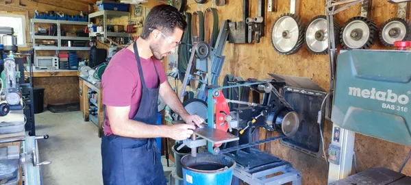 Réalisez votre couteau pliant sur une journée avec Jésus - Afbeelding nr. 2 - Wecandoo