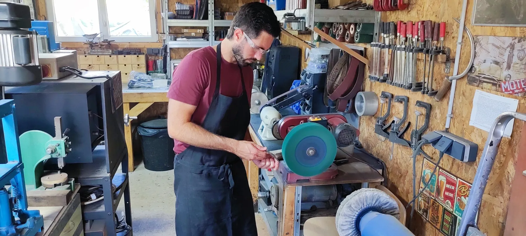 Réalisez votre couteau pliant sur une journée avec Jésus - Image n°3 - Wecandoo