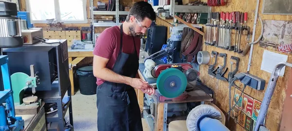 Réalisez votre couteau pliant sur une journée avec Jésus - Afbeelding nr. 3 - Wecandoo