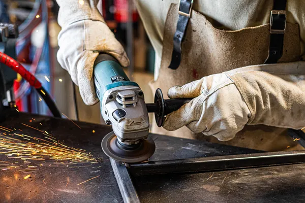 Initiez-vous à la soudure en duo sur une journée, accompagnés par Jules - Image n°4 - Wecandoo