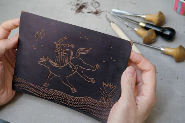 Initiez-vous à la linogravure avec Valérie - Image n°4 - Wecandoo