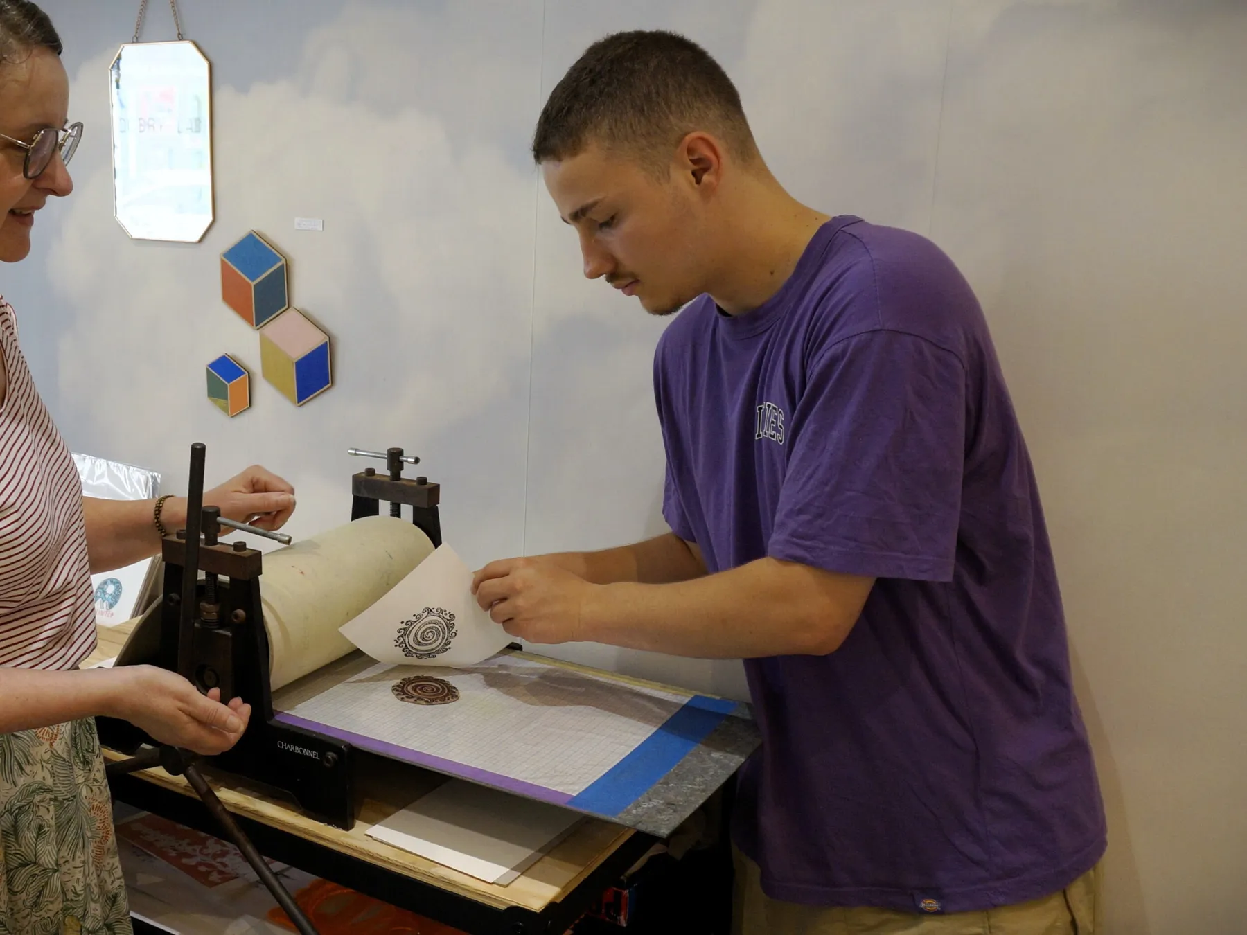 Initiez-vous à la linogravure avec Valérie - Image n°2 - Wecandoo