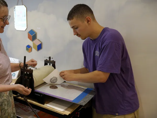 Initiez-vous à la linogravure avec Valérie - Image n°2 - Wecandoo