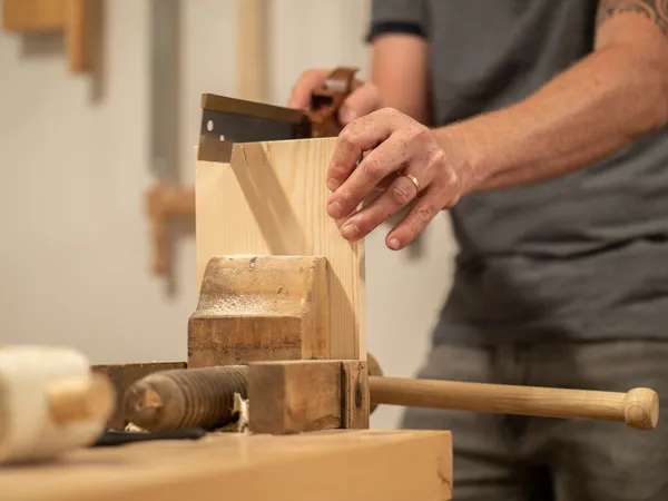 Réalisez votre étagère en bois design - Image n°2 - Wecandoo