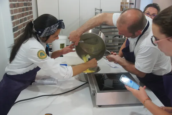 Confectionnez une tarte au citron meringuée avec Julie - Image n°4 - Wecandoo