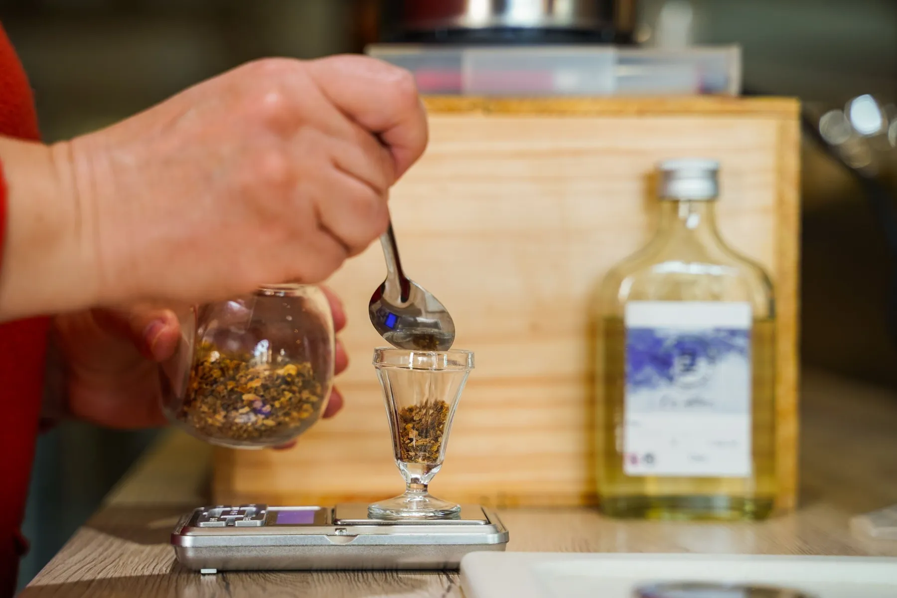 Captivez votre équipe et découvrez la distillation de gin avec Charles - Image n°1 - Wecandoo