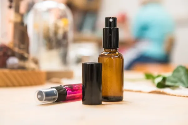 Composez vos parfums en couple avec Magali - Image n°3 - Wecandoo