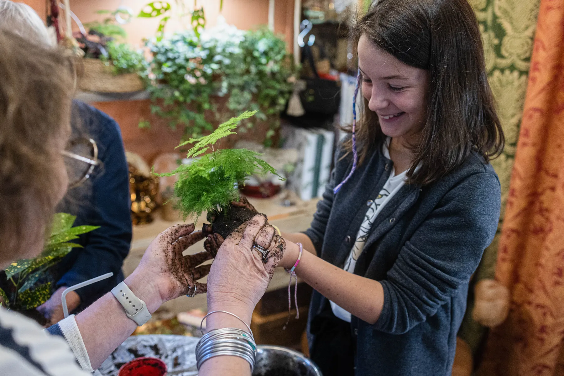 Réalisez votre kokedama en duo avec votre enfant accompagnés par Corinne - Image n°4 - Wecandoo