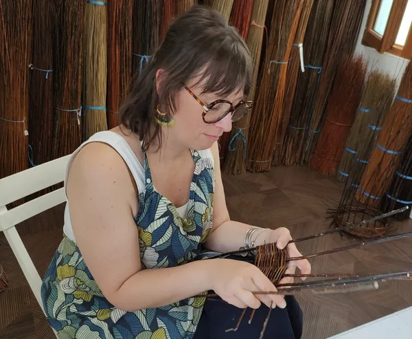 Réalisez votre corbeille à fruits en osier avec Estelle - Image n°4 - Wecandoo