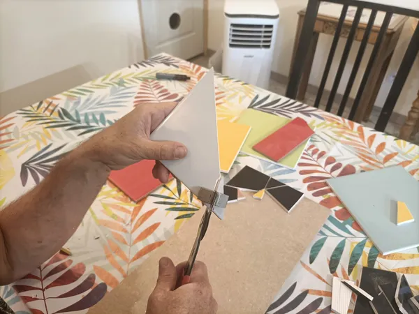 Réalisez votre mosaïque en faïence sur une journée avec Gérald - Image n°2 - Wecandoo