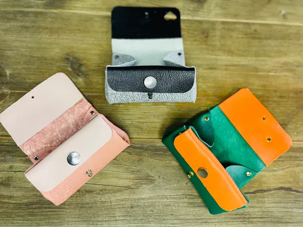 Fabriquez votre porte-monnaie en cuir avec Géraldine - Image n°3 - Wecandoo