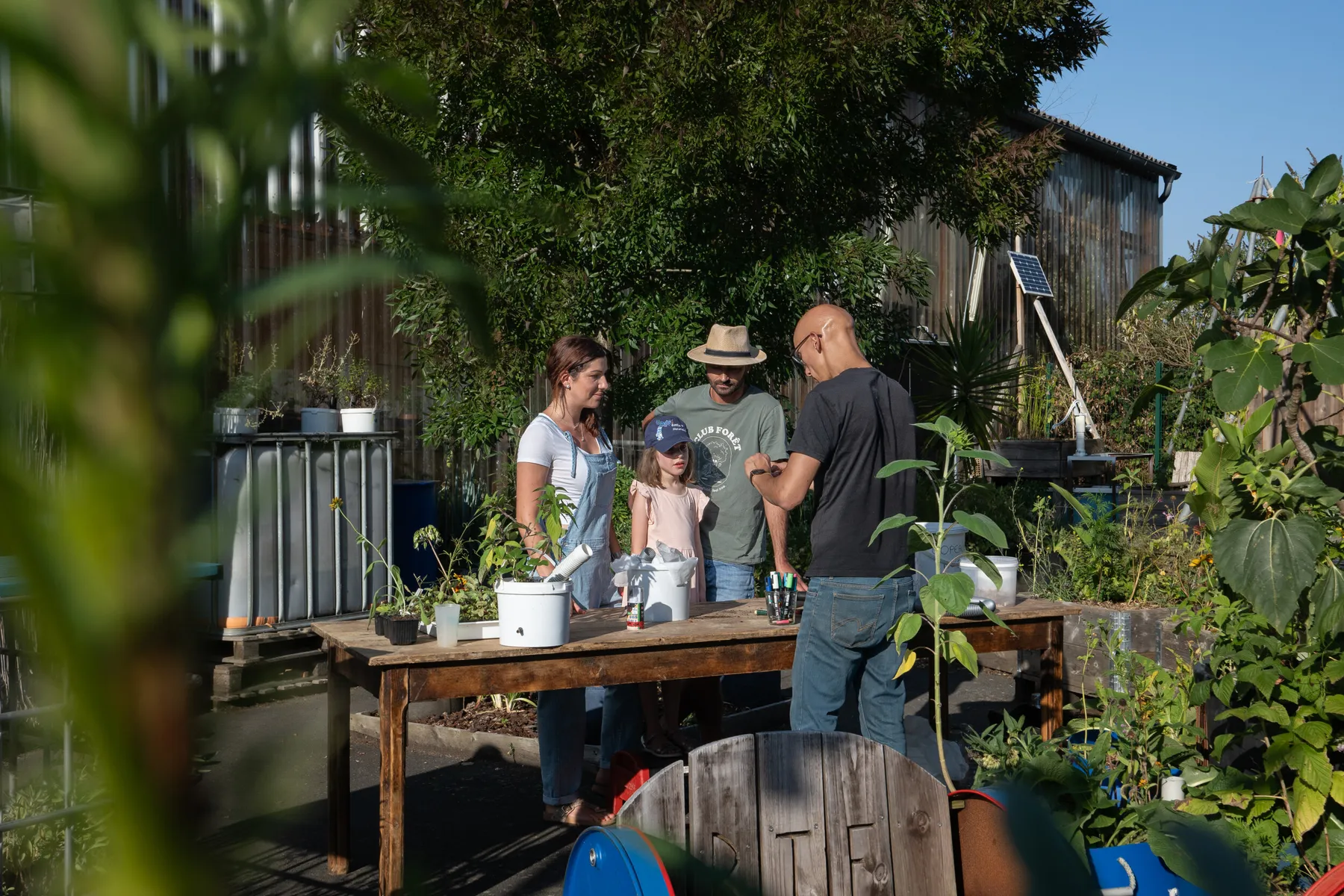 Découvrez le monde de l'agriculture urbaine en famille, avec Anthony - Image n°3 - Wecandoo