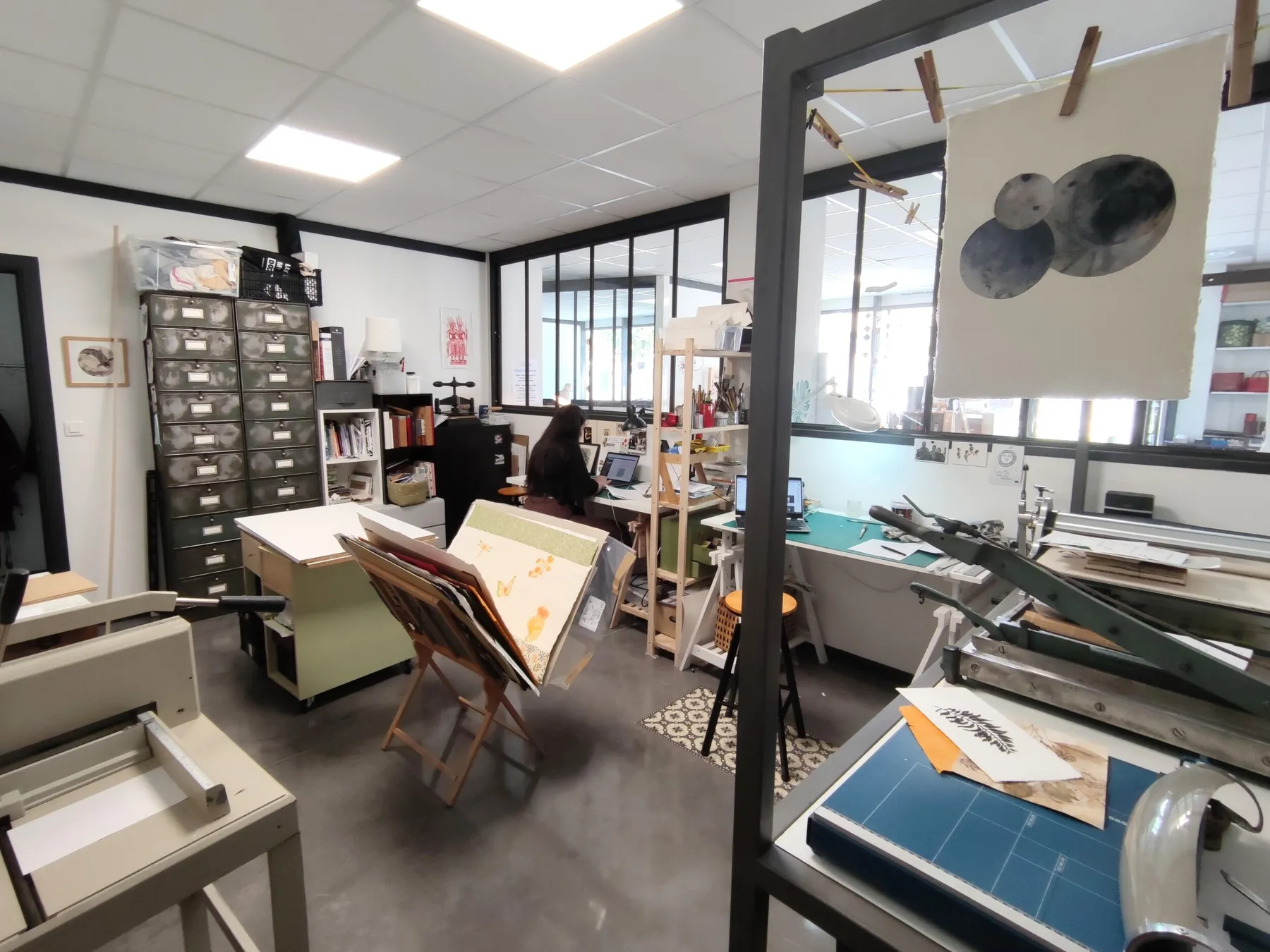 Fabriquez votre carnet de voyage en cuir - Image n°4 - Wecandoo