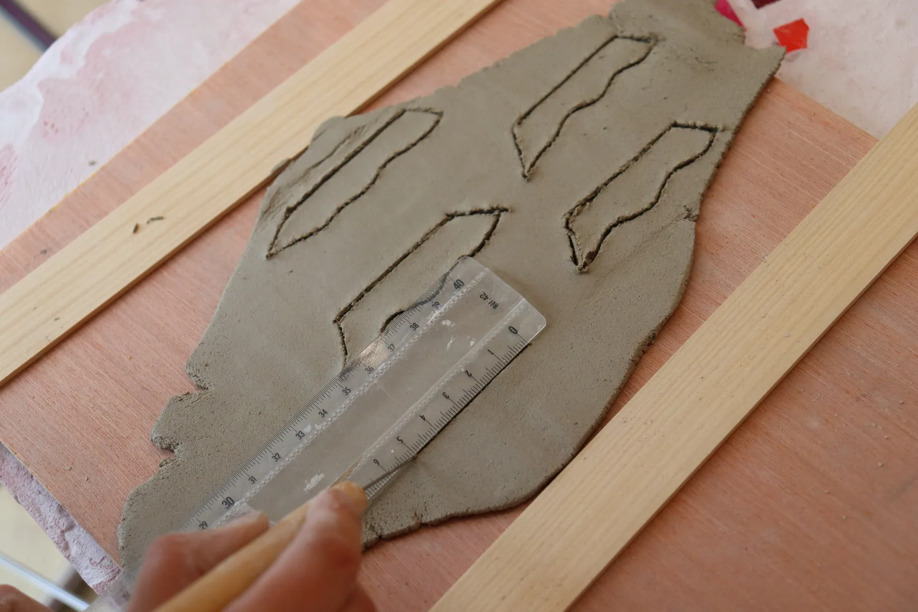 Modelez et décorez votre pièce en céramique avec Célia à Preuilly-sur-Claise - Afbeelding nr. 1 - Wecandoo