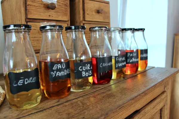 Réalisez votre bougie en groupe sur votre lieu avec Carole - Afbeelding nr. 3 - Wecandoo