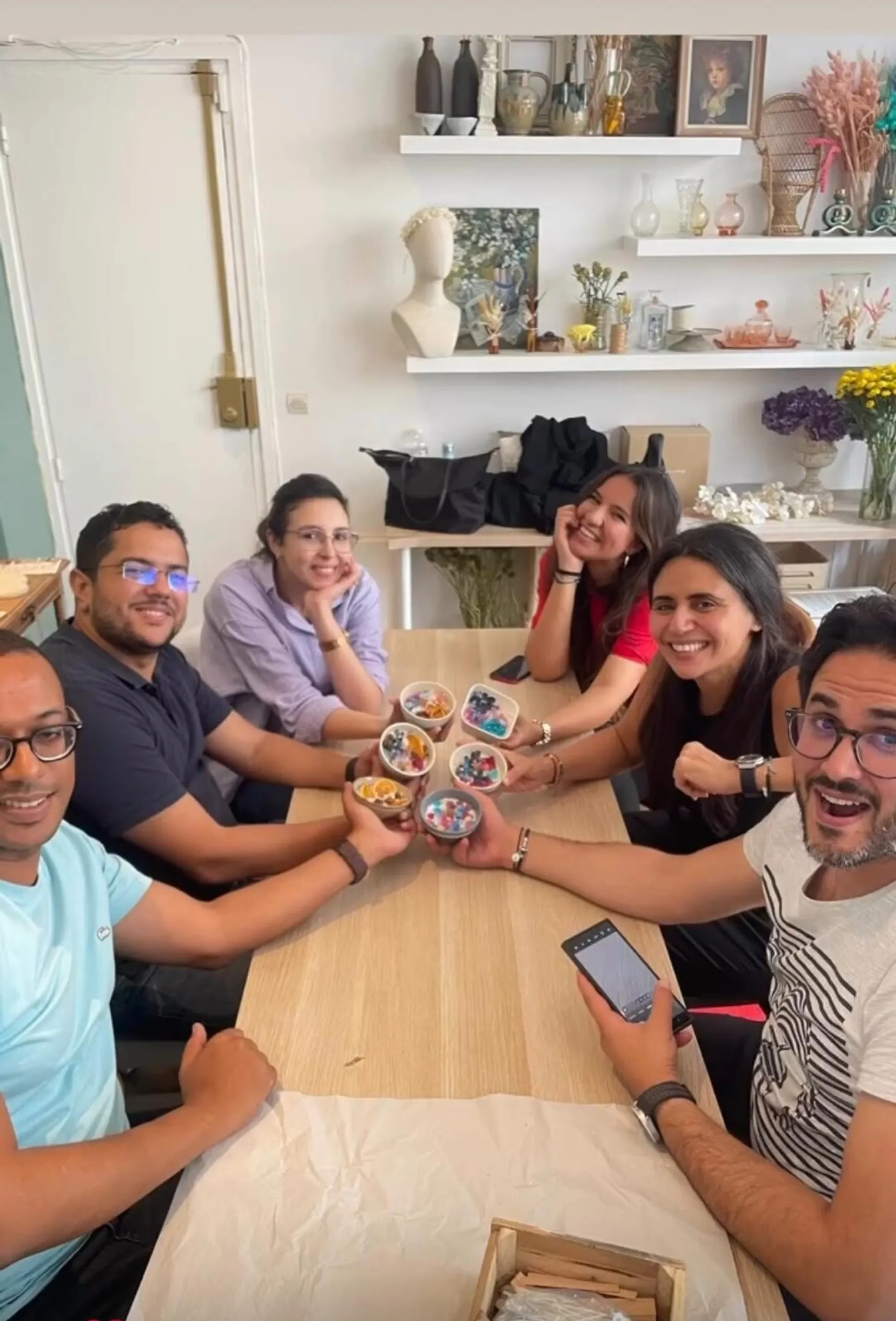 Fabriquez votre bougie fleurie et artisanale avec Caroline - Image n°3 - Wecandoo