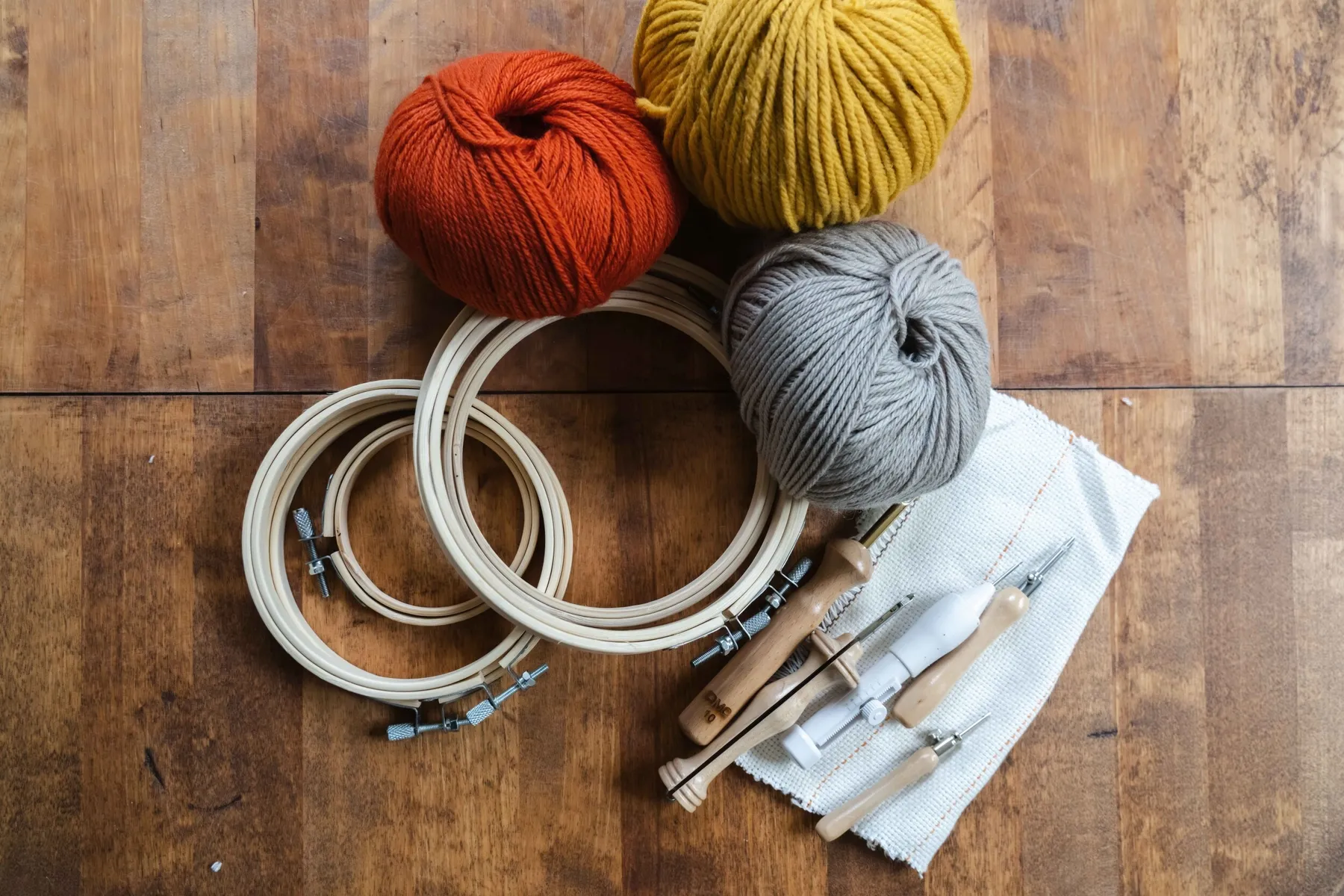 Réalisez votre décoration murale en punch needle avec Aline - Image n°2 - Wecandoo