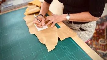Fabriquez votre porte-cartes en cuir